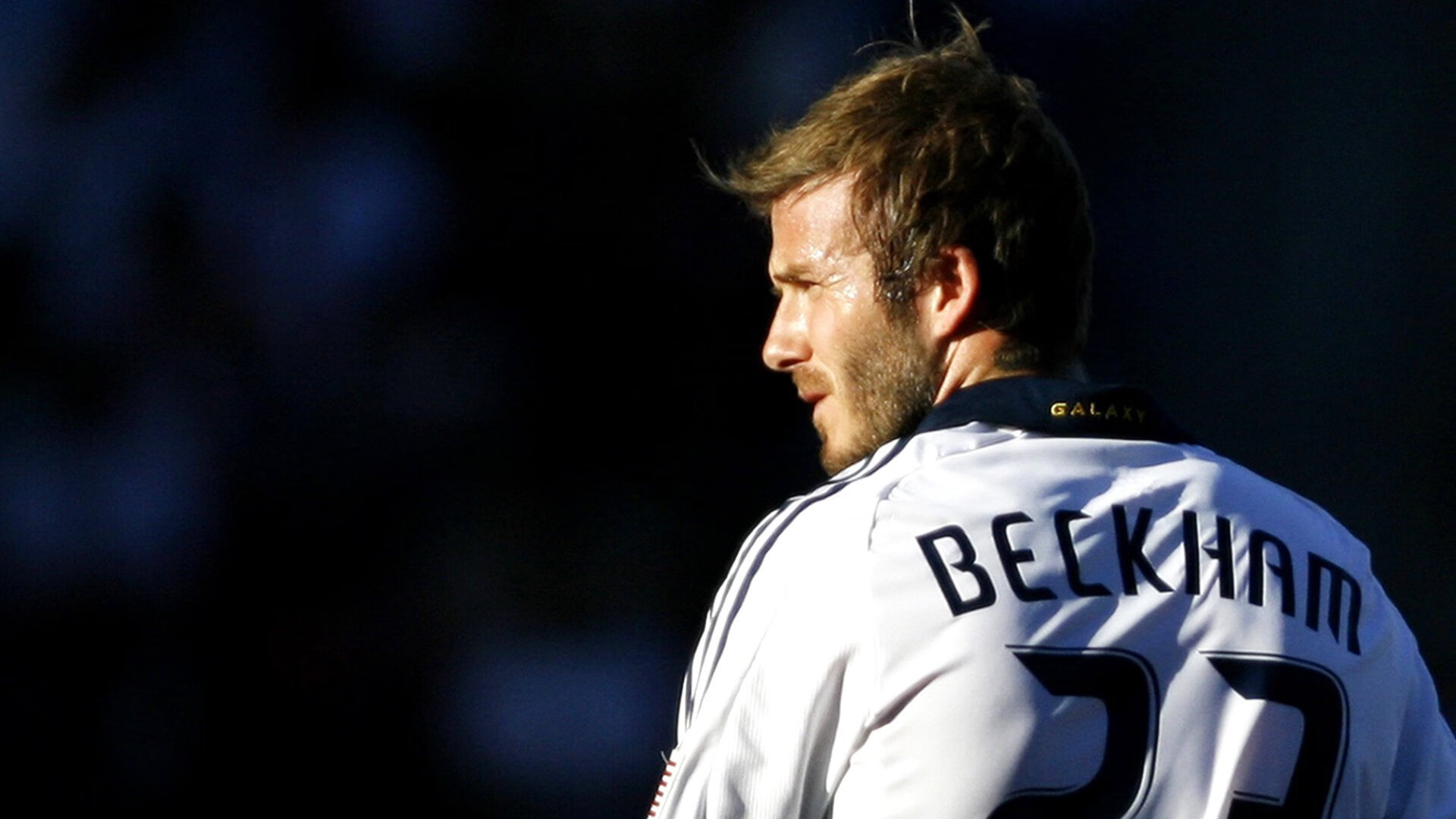 Aster选手国际舞台表现出色，aster队员